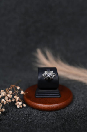 silver white zircon ring