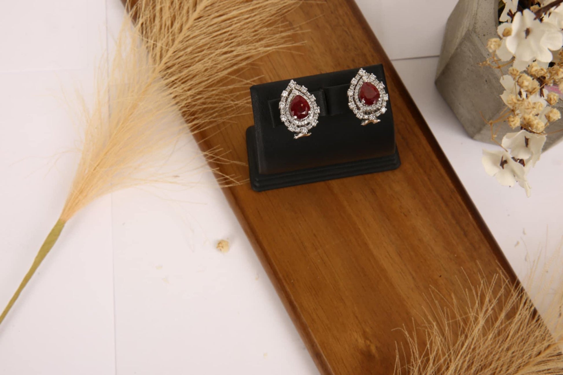 silver rubi glow earring