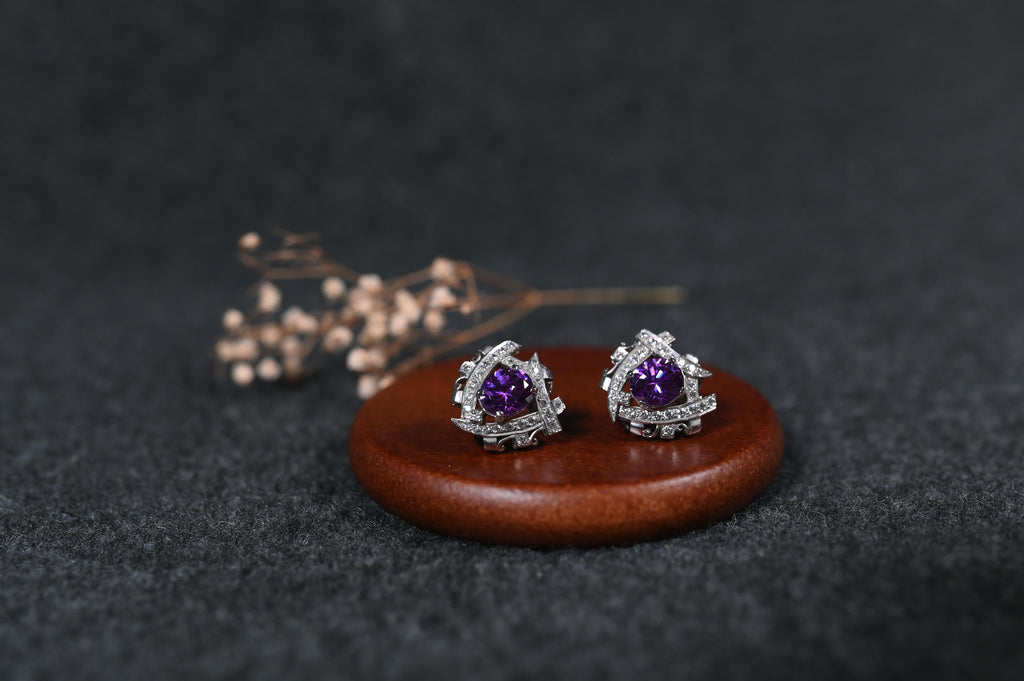 Regal Radiance Earring