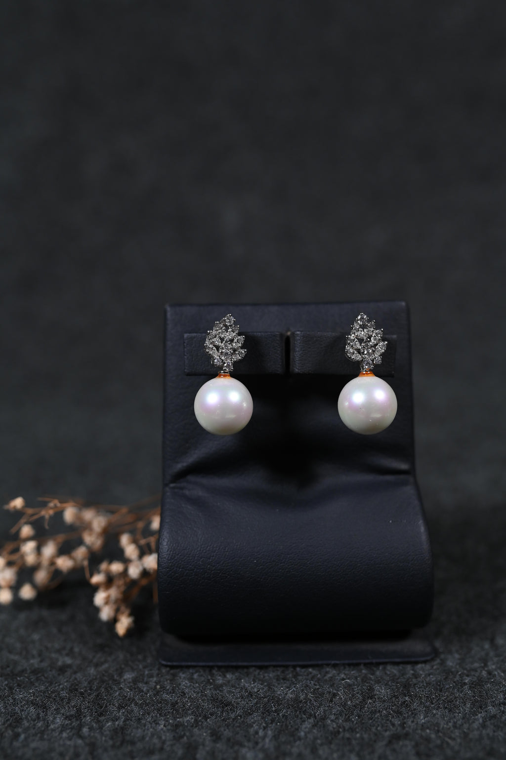 Elegance Pearl Blossom Earring