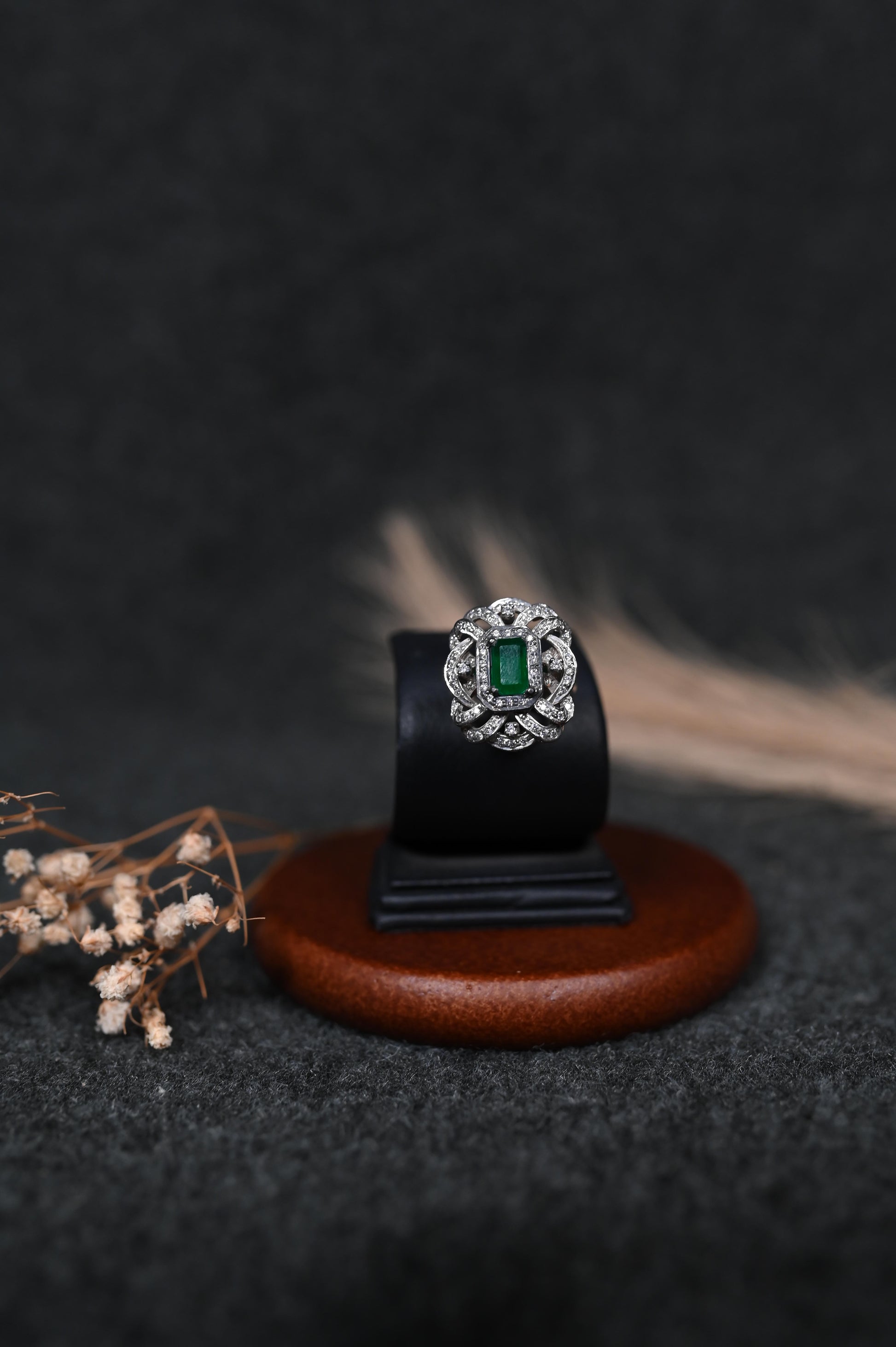 Green Glimmer silver ring