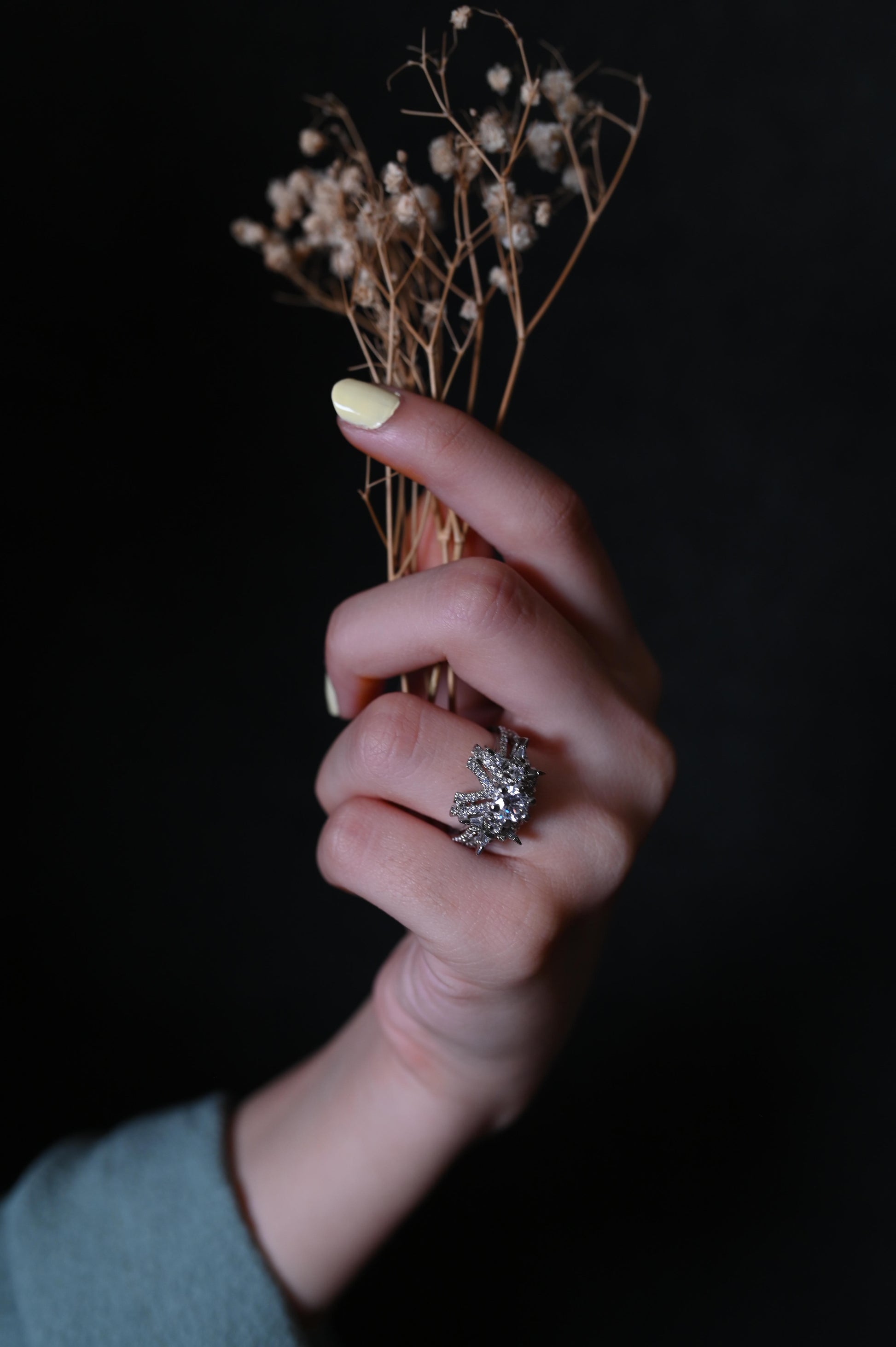 silver white zircon ring
