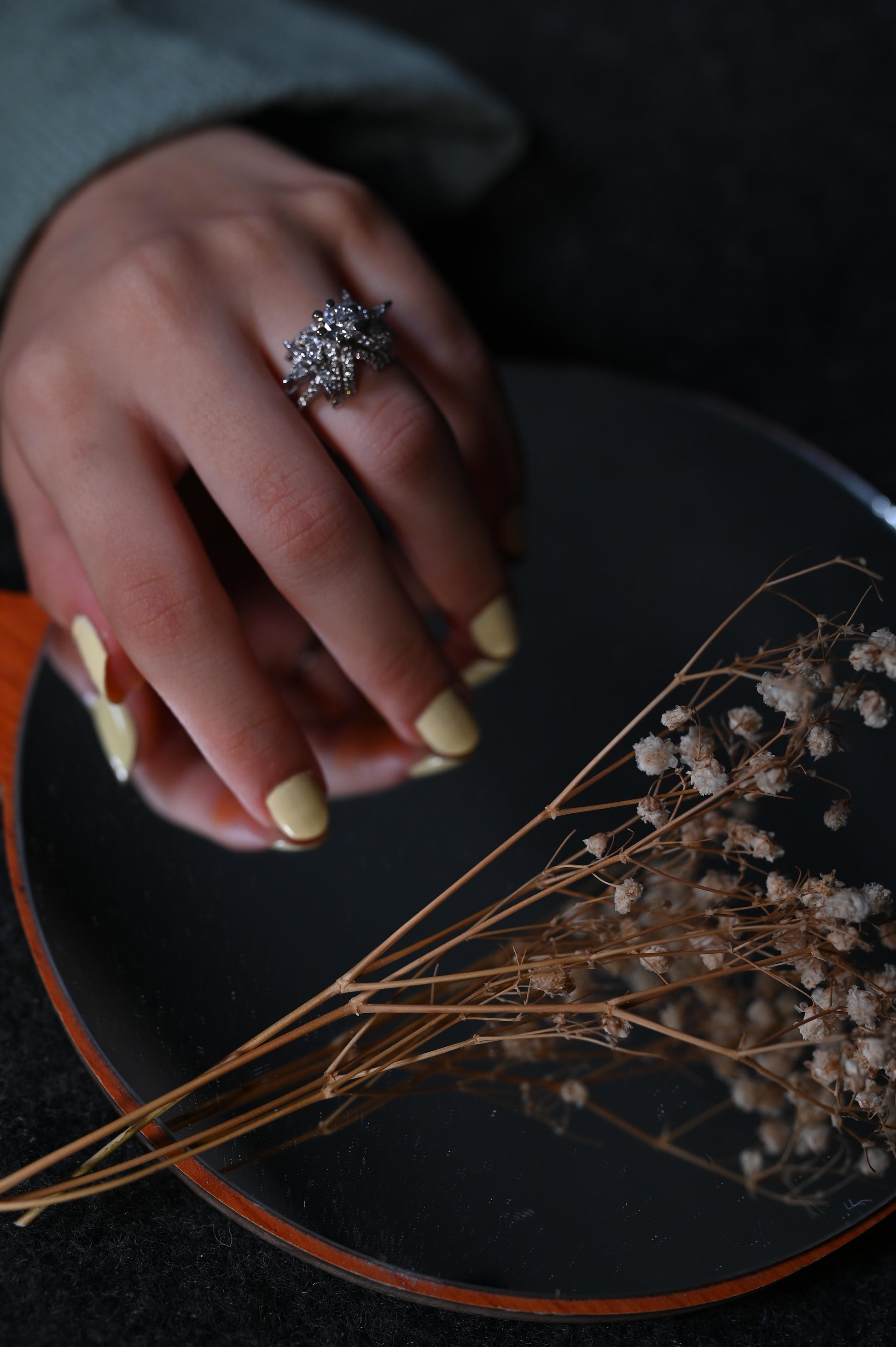 silver white zircon ring